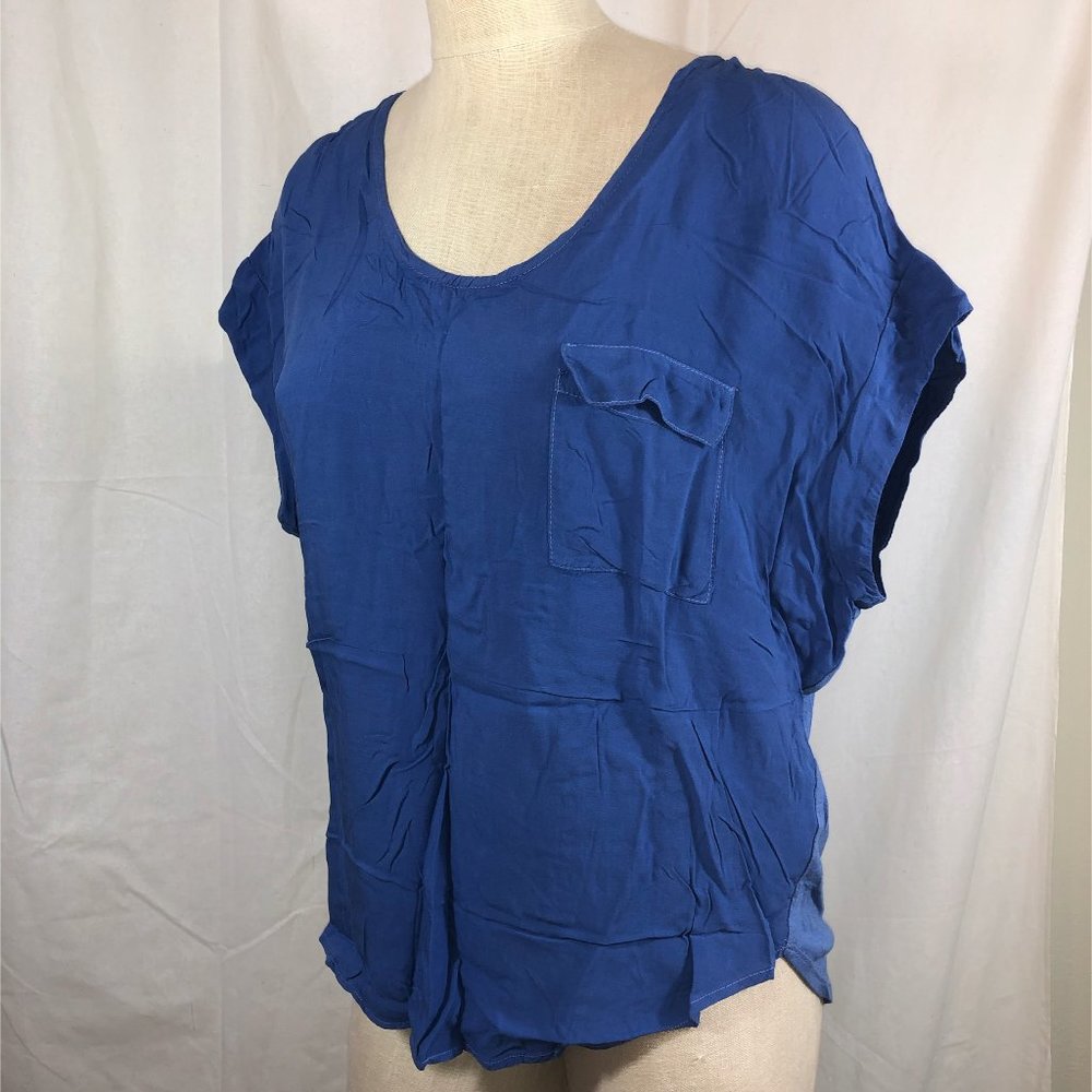 Splendid Medium French Blue Short Sleeve Top NWT